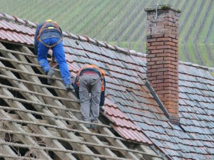 installing roof